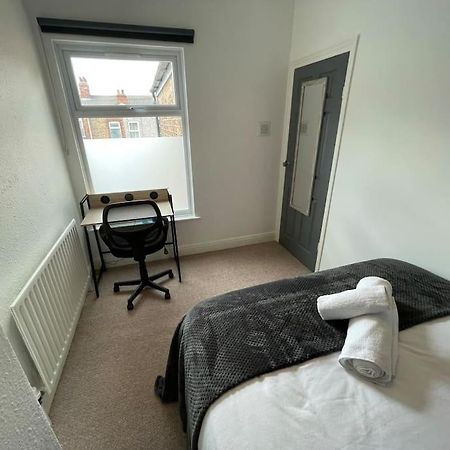 Lovely Seaside House In Cleethorpes - Sleeps 6 Екстер'єр фото